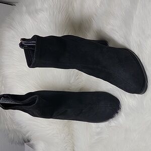 Guess  Faux Suede Heel Boots Womens Size 7.5 M US Black